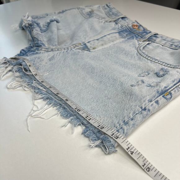 We The Free Women Blue Denim Shorts Grunge Distressed Button Fly Raw Hem Size 31 - Picture 10 of 12